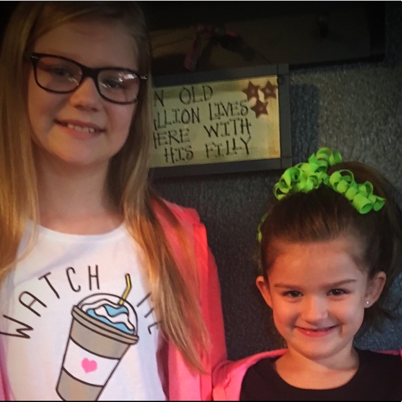 Meet your Posher, Toni - Picture 2 of 6